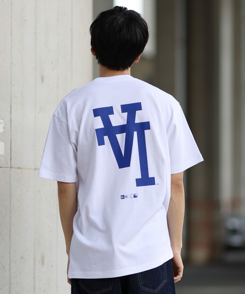 NEW ERA(ニューエラ)の「NEW ERA/ニューエラ 半袖Tシャツ バックプリント 14410095/14410096(Tシャツ/カットソー・メンズ・ブラック/ホワイト・M/L/XL/XXL)」の9枚目の写真