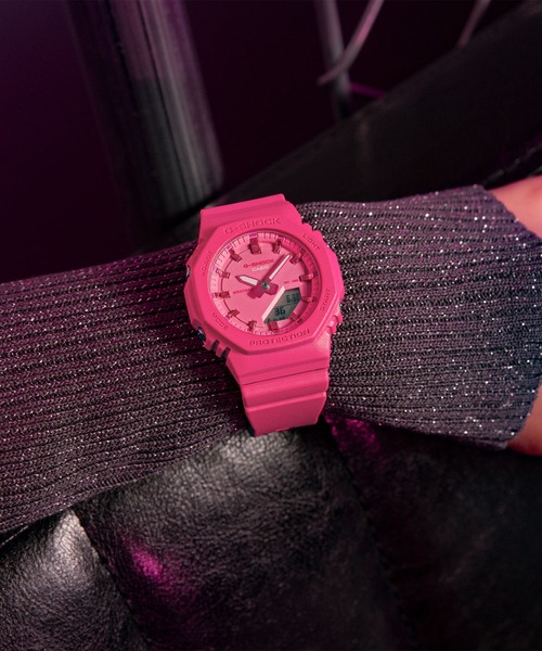 G-SHOCK（ジーショック）の「POWER PINKシリーズ / GMA-P2100PP-4AJF（アナログ腕時計・レディース・ピンク・FREE）」の3枚目の写真