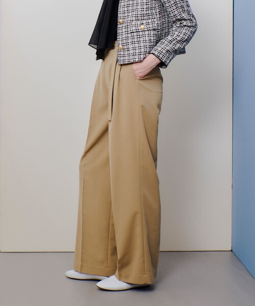 allureville(アルアバイル)の「CRISPYカルゼタックパンツ(その他パンツ・レディース・ベージュ/ネイビー/ブルー・1/2)」の12枚目の写真