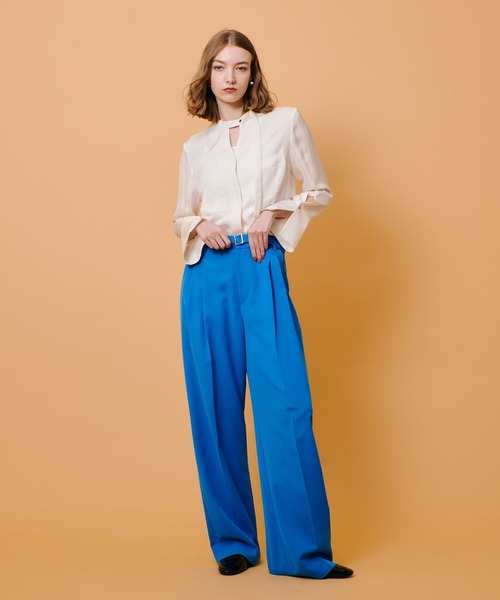 allureville(アルアバイル)の「CRISPYカルゼタックパンツ(その他パンツ・レディース・ベージュ/ネイビー/ブルー・1/2)」の10枚目の写真