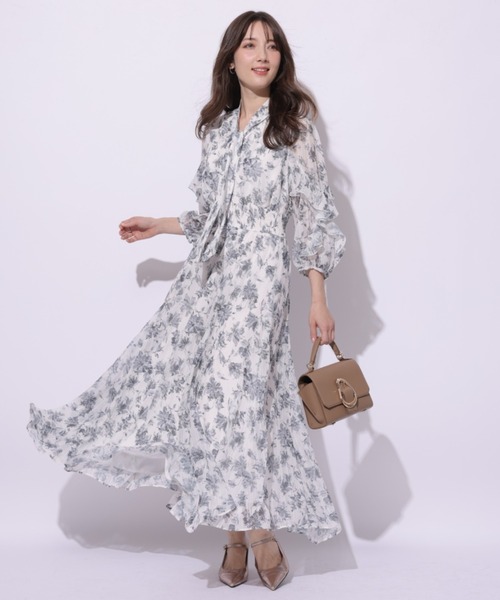 【美品】アプワイザーリッシェ＊ニュアンスフラワーシャーリングワンピース Apuweiser-riche（アプワイザーリッシェ）の「ニュアンスフラワー