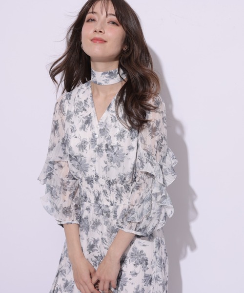 アプワイザーリッシェ ニュアンスフラワーシャーリングワンピース 今期 2025 Apuweiser-riche（アプワイザーリッシェ）の「ニュアンスフラワー