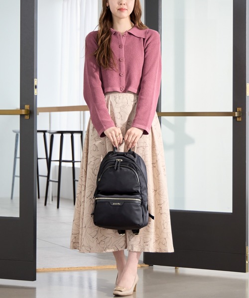 Jewelna Rose(ジュエルナローズ)の「プリモ・リュックサック A4ジャストサイズ 16195(バックパック/リュック・レディース・グレイッシュベージュ/ブラック/ネイビー・FREE)」の6枚目の写真