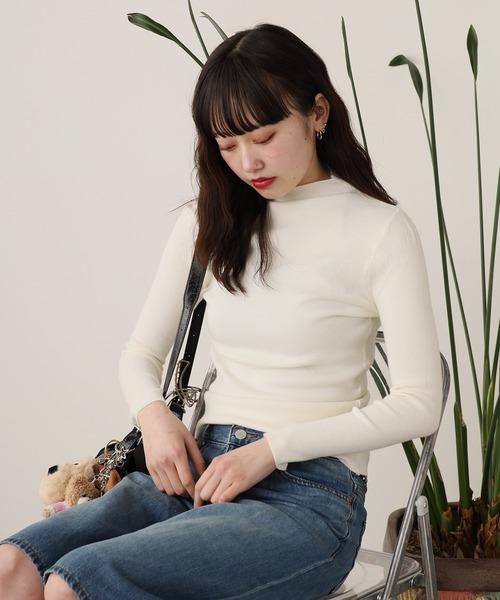 ROOPTOKYO（ループトウキョウ）の「細リブハイネックトップス 秋物 秋服 2026年秋冬 冬服（ニット/セーター・レディース・ブラック/グレー/ホワイト/ベージュ・FREE）」の22枚目の写真