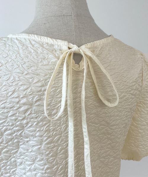 Futier land(フューティアランド)の「【新色追加】ふくれジャガードペプラムトップス(Tシャツ/カットソー・レディース・アイボリー/イエロー/ブラウン/ブラック/ライトグレー/ミント/グレー・FREE)」の13枚目の写真