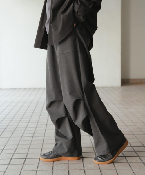 SENSE OF PLACE by URBAN RESEARCH（センスオブプレイスバイアーバンリサーチ）の「イージーパラシュートパンツ（その他パンツ・メンズ・チャコールグレー/ライトグレー・MEDIUM/LARGE）」の19枚目の写真
