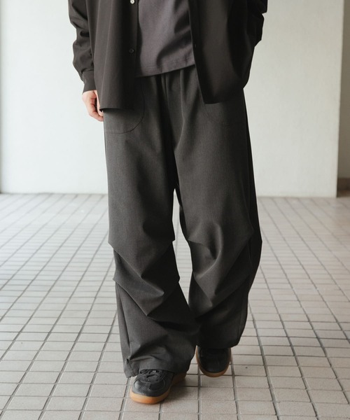 SENSE OF PLACE by URBAN RESEARCH（センスオブプレイスバイアーバンリサーチ）の「イージーパラシュートパンツ（その他パンツ・メンズ・チャコールグレー/ライトグレー・MEDIUM/LARGE）」の21枚目の写真