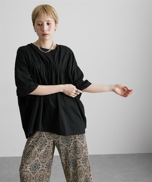 Soiunique（スワユニーク）の「前後ギャザードルマンシルエットゆったりサイズTシャツ ［Soiunique］（Tシャツ/カットソー・レディース・ブルー/ブラック/カーキ・S～Ｍ/L～LL）」の19枚目の写真