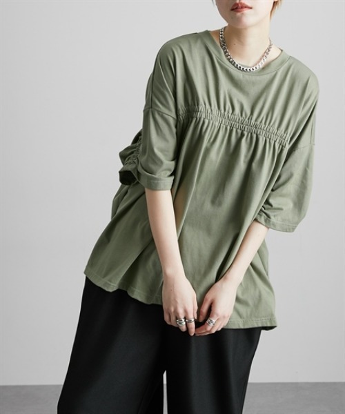 Soiunique（スワユニーク）の「前後ギャザードルマンシルエットゆったりサイズTシャツ ［Soiunique］（Tシャツ/カットソー・レディース・ブルー/ブラック/カーキ・S～Ｍ/L～LL）」の4枚目の写真