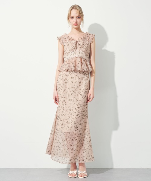 ME COUTURE(ミークチュール)の「ラメドットフルールスカート(スカート・レディース・ベビーピンク/ベージュ・0/1)」の4枚目の写真