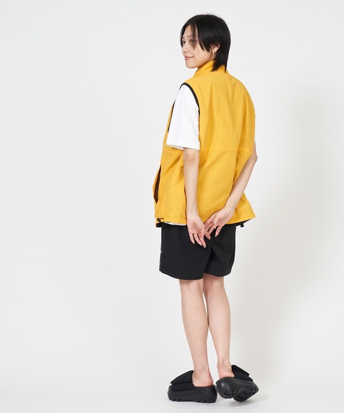 WILD THINGS（ワイルドシングス）の「GECKO REVERSIBLE VEST（ベスト・メンズ・ブラック・L/M）」の9枚目の写真