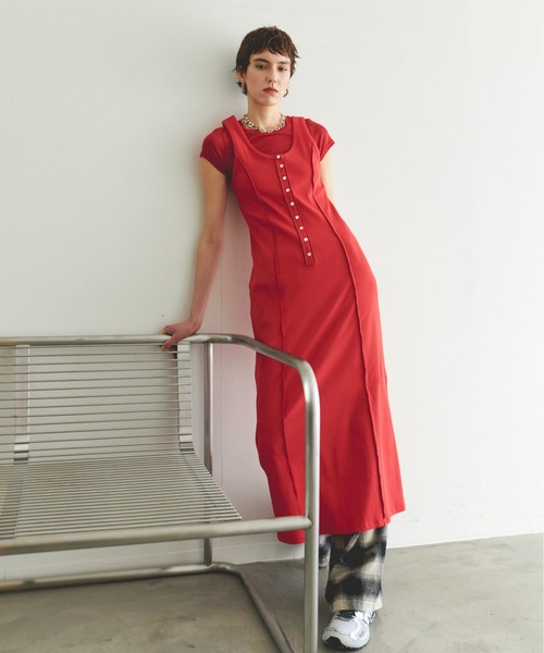 MAISON SPECIAL(メゾンスペシャル)の「Henry Neck Layered Cut And Sew Dress/ヘンリーネックレイヤードカットワンピース(ワンピース・レディース・ブラック/レッド/グレー・38/36)」の4枚目の写真