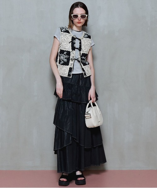 MAISON SPECIAL(メゾンスペシャル)の「Henry Neck Layered Cut And Sew Dress/ヘンリーネックレイヤードカットワンピース(ワンピース・レディース・ブラック/レッド/グレー・38/36)」の10枚目の写真