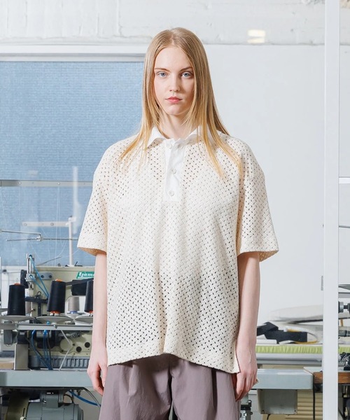 VOAAOV(ヴォアーブ)の「【VOAAOV】 RASCHEL MESH Polo Shirt(ポロシャツ・メンズ・ブラック/ネイビー/チャコールグレー/オフホワイト・1/2)」の2枚目の写真