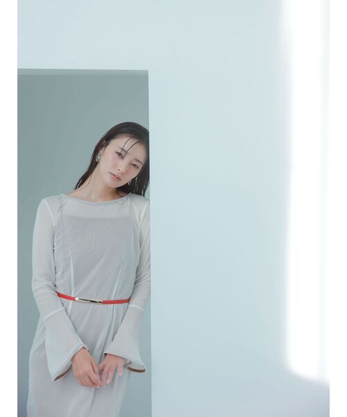 LAGUNAMOON（ラグナムーン）の「メタルバックルナローベルト（ベルト・レディース・レッド/ブラック・FREE）」の5枚目の写真