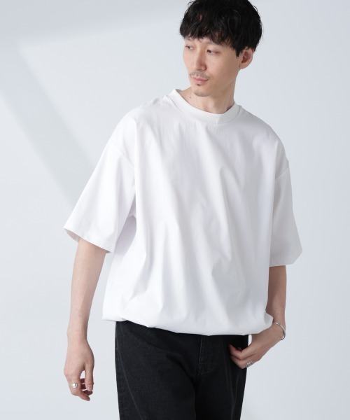 NANO universe(ナノユニバース)の「ストレッチファブリックバルーンTシャツ(Tシャツ/カットソー・メンズ・オフホワイト/ダークグレー・M/L)」の1枚目の写真