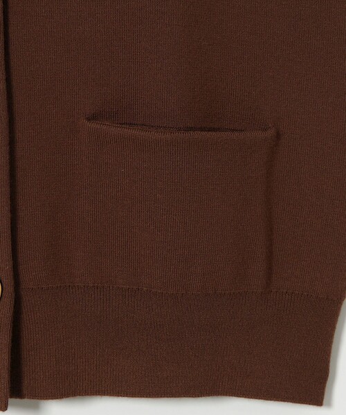 EMMEL REFINES(エメルリファインズ)の「<EMMEL REFINES>EM HW メタルボタン ニットベスト(ニット/セーター・レディース・ブラック/ブラウン/レッド・FREE)」の16枚目の写真