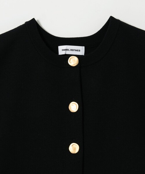 EMMEL REFINES(エメルリファインズ)の「<EMMEL REFINES>EM HW メタルボタン ニットベスト(ニット/セーター・レディース・ブラック/ブラウン/レッド・FREE)」の20枚目の写真