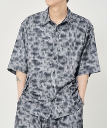CORISCO | カットサッカー総柄プリント半袖シャツ(M1)(シャツ/ブラウス)