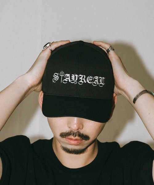 NineMicrophones(ナインマイクロフォンズ)の「SNAPBACK CAP-STAYREAL-(キャップ・メンズ・ブラック×ブラック/ブルー/ブラック×ホワイト・FREE)」の2枚目の写真