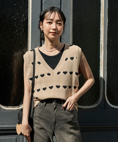 FREAK'S STORE（フリークスストア）の「Vネックニット（ニット/セーター・レディース・オフホワイト・ﾌﾘ-）」の6枚目の写真