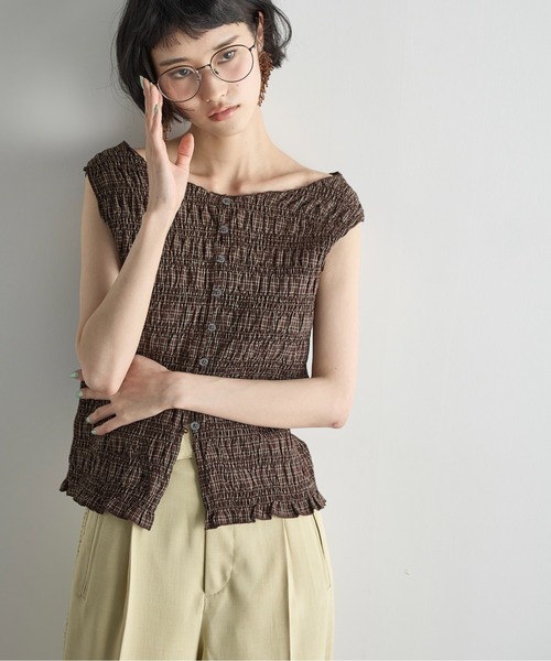 THE YOn(ザヨン)の「2WAYチェックシャーリングノースリブラウス(シャツ/ブラウス・レディース・サックスブルー/ブラウン/ベージュ・FREE)」の18枚目の写真