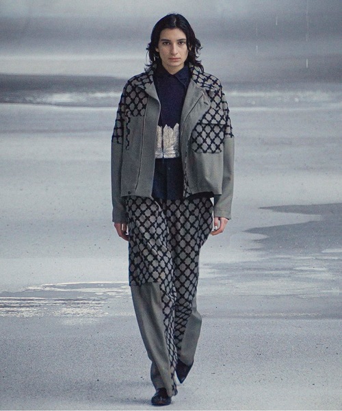 mintdesigns（ミントデザインズ）の「HERINGBORN FOIL SWEAT（スウェット・レディース・グレー/ネイビー・ONE SIZE）」の21枚目の写真