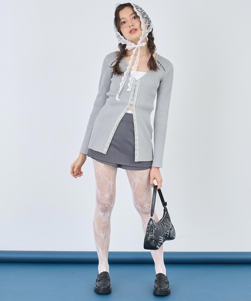 ANAP（アナップ）の「リブニットホックデザインカーディガン（カーディガン/ボレロ・レディース・ブラック/ライトグレー・FREE）」の12枚目の写真