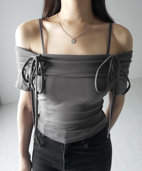 me+em select(ミームセレクト)の「【 3color 】ストラップダブルリボンギャザーオフショルトップス / strap double ribbon gather offshoulder tops ※※(Tシャツ/カットソー・レディース・ブラック/グレー/ホワイト・FREE)」の20枚目の写真