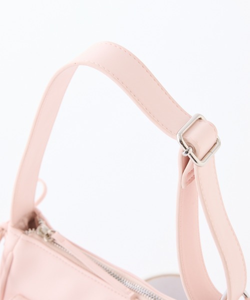 one after another NICE CLAUP(ワンアフターアナザーナイスクラップ)の「ハートポケット付きホーボーバッグ(ショルダーバッグ・レディース・ダークブラウン/ピンク/アイボリー/ブラック・FREE)」の17枚目の写真