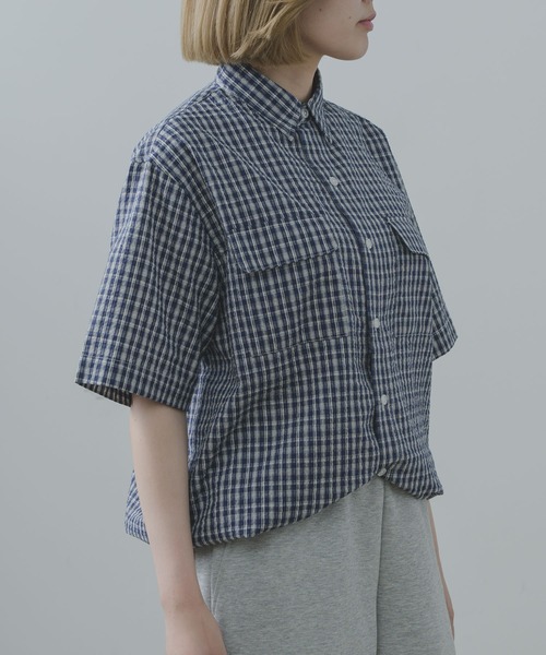 flaner（フラネ）の「Seersucker check shirt / シアサッカーチェックシャツ（シャツ/ブラウス・レディース・ブラック/ネイビー・MEDIUM/LARGE）」の18枚目の写真