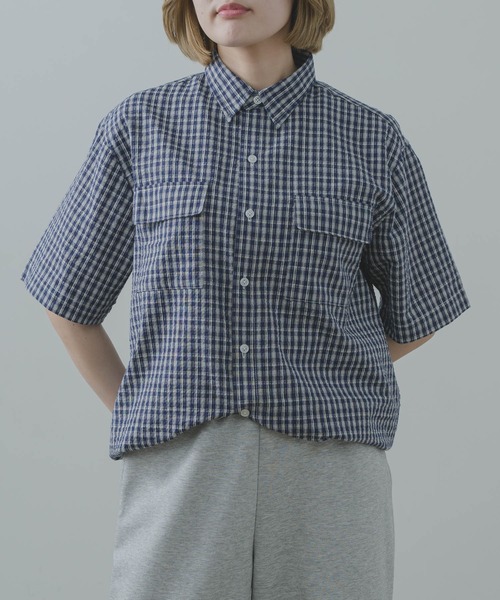 flaner（フラネ）の「Seersucker check shirt / シアサッカーチェックシャツ（シャツ/ブラウス・レディース・ブラック/ネイビー・MEDIUM/LARGE）」の17枚目の写真