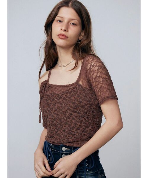 EMODA（エモダ）の「レーススキンフィットトップ（Tシャツ/カットソー・レディース・ホワイト/ブラック/ブラウン・FREE）」の4枚目の写真