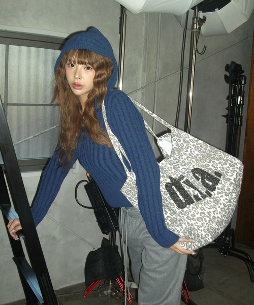 d.i.a.ロゴプリントレオパードトートバッグ レオパード柄（トート