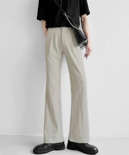 Otte（オッテ）の「デザインタックフレアスラックス（スラックス・メンズ・ブラック/ベージュ・MEDIUM/SMALL/LARGE/X-LARGE）」の2枚目の写真