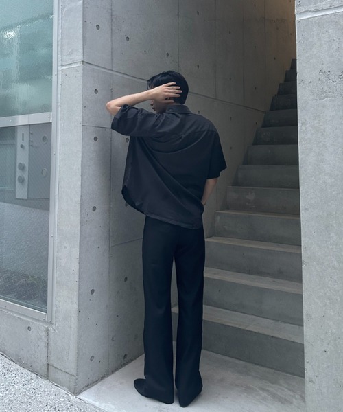 Otte（オッテ）の「デザインタックフレアスラックス（スラックス・メンズ・ブラック/ベージュ・MEDIUM/SMALL/LARGE/X-LARGE）」の5枚目の写真