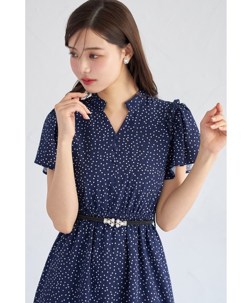 tocco closet(トッコ クローゼット)の「パールビジューベルト付きドットワンピース(ワンピース・レディース・ブラック/ネイビー/オフホワイト・M)」の3枚目の写真