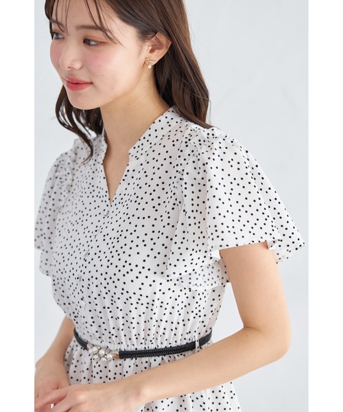 tocco closet(トッコ クローゼット)の「パールビジューベルト付きドットワンピース(ワンピース・レディース・ブラック/ネイビー/オフホワイト・M)」の10枚目の写真