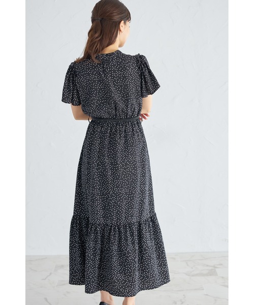 tocco closet(トッコ クローゼット)の「パールビジューベルト付きドットワンピース(ワンピース・レディース・ブラック/ネイビー/オフホワイト・M)」の15枚目の写真