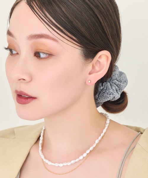Phoebe(フィービィー)の「【金属アレルギー対応】プチシャイニングピアス/サージカルステンレス(ピアス(両耳用)・レディース・シルバー/イエローゴールド・FREE)」の3枚目の写真