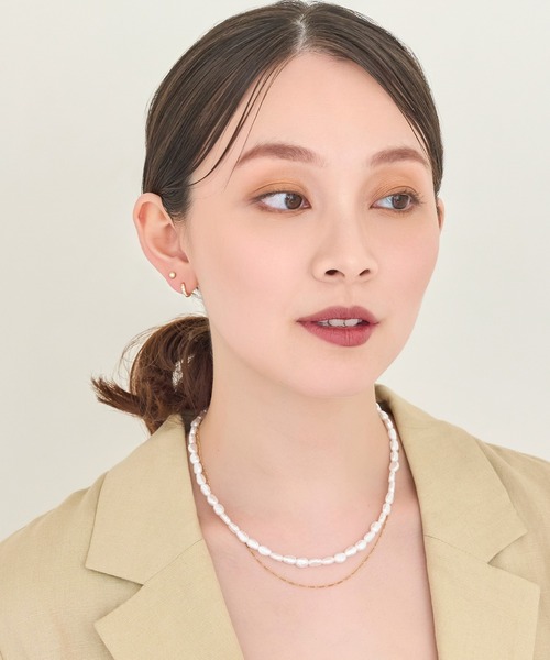 Phoebe(フィービィー)の「【金属アレルギー対応】プチシャイニングピアス/サージカルステンレス(ピアス(両耳用)・レディース・シルバー/イエローゴールド・FREE)」の5枚目の写真