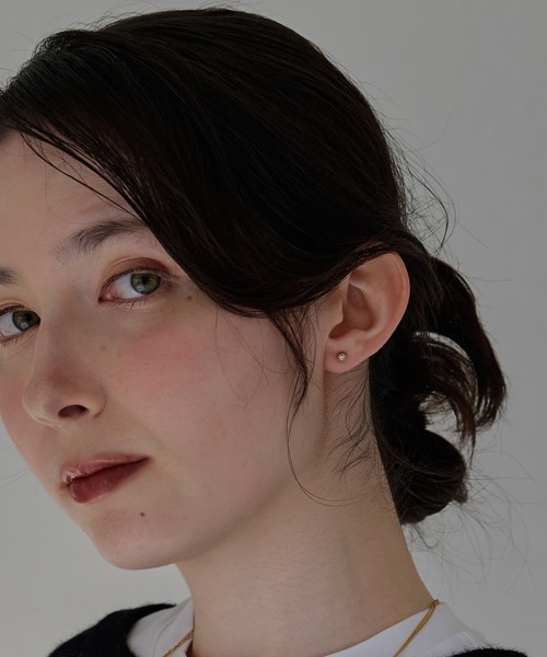 Phoebe(フィービィー)の「【金属アレルギー対応】プチシャイニングピアス/サージカルステンレス(ピアス(両耳用)・レディース・シルバー/イエローゴールド・FREE)」の18枚目の写真