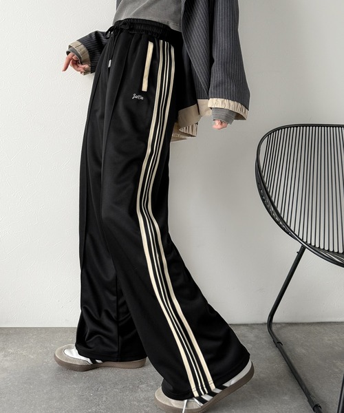 Java（ジャバ）の「《JaVaジャバコラボ》配色ラインで魅せる大人リラクシー。サイドラインロゴ刺繍トラックパンツ（ウエストゴム）（その他パンツ・レディース・ブラック/アイボリー/ネイビー・LARGE/MEDIUM/SMALL/X-LARGE）」の18枚目の写真