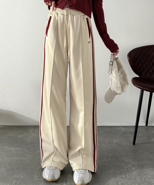 Java（ジャバ）の「《JaVaジャバコラボ》配色ラインで魅せる大人リラクシー。サイドラインロゴ刺繍トラックパンツ（ウエストゴム）（その他パンツ・レディース・ブラック/アイボリー/ネイビー・LARGE/MEDIUM/SMALL/X-LARGE）」の12枚目の写真