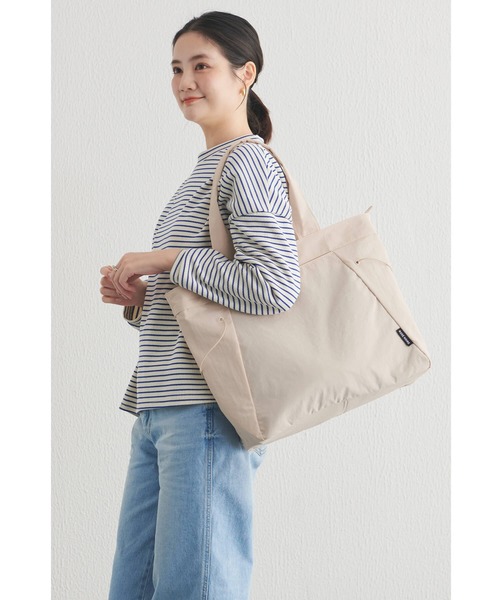 Cinderella(シンデレラ)の「トートバッグ ナイロン レディース A4 トート バッグ 撥水加工 通勤 通学 ナイロンバッグ ボタン ファスナー ドロスト付き カバン デイリーユース エコバッグ 大きいサイズ マチ付き ショルダーバッグ 手提げバッグ 大容量 収納 大人 ママ マザーバッグ 仕切りトートバッグ(トートバッグ・レディース・ダークグレー/ブラック/ベージュ/パープル/ブラウン/グリーン・FREE)」の18枚目の写真