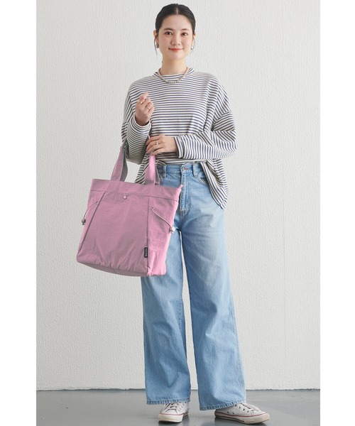 Cinderella(シンデレラ)の「トートバッグ ナイロン レディース A4 トート バッグ 撥水加工 通勤 通学 ナイロンバッグ ボタン ファスナー ドロスト付き カバン デイリーユース エコバッグ 大きいサイズ マチ付き ショルダーバッグ 手提げバッグ 大容量 収納 大人 ママ マザーバッグ 仕切りトートバッグ(トートバッグ・レディース・ダークグレー/ブラック/ベージュ/パープル/ブラウン/グリーン・FREE)」の10枚目の写真