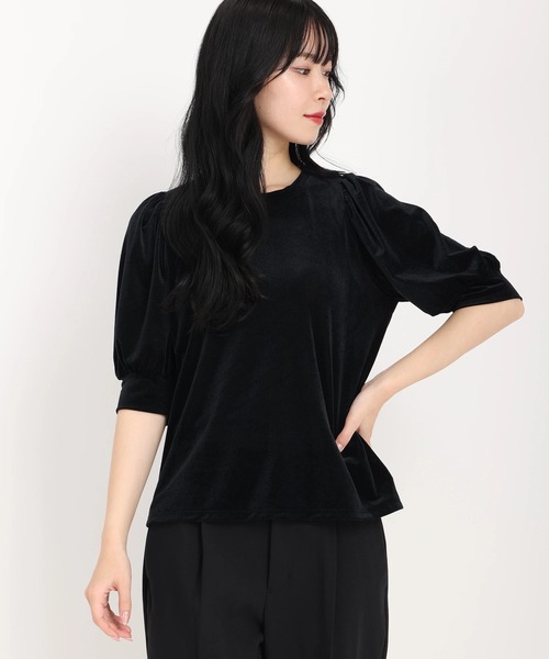 STRAWBERRY-FIELDS（ストロベリーフィールズ）の「【雑誌掲載アイテム】シアーベロア_シアーベロアギャザースリーブトップス（Tシャツ/カットソー・レディース・ブラック/グレイッシュベージュ/ピンク・2）」の16枚目の写真