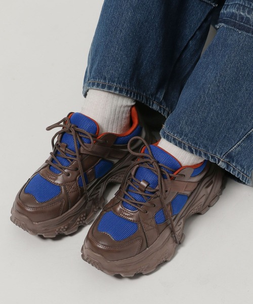 niko and...（ニコアンド）の「ボリュームソールスニーカー（スニーカー・レディース・ブラック/グレー/アイボリー/ブラウン・SMALL/LARGE/MEDIUM）」の3枚目の写真