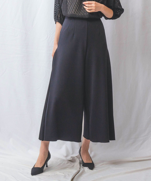 NARACAMICIE(ナラカミーチェ)の「【NARACAMICIE】サイドプリーツパンツ(その他パンツ・レディース・ダークグレー/グレー・M/XL)」の2枚目の写真