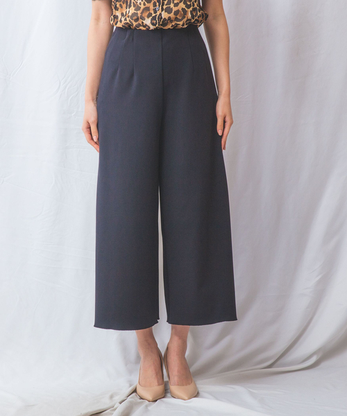 NARACAMICIE(ナラカミーチェ)の「【NARACAMICIE】サイドプリーツパンツ(その他パンツ・レディース・ダークグレー/グレー・M/XL)」の11枚目の写真